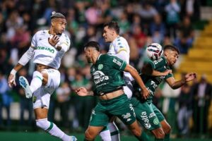 Cuiabá é superado pela Chapecoense na Arena Condá