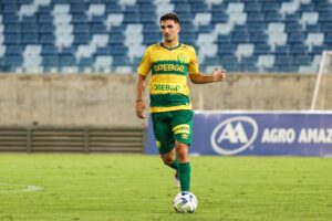 Zagueiro Renan Carrasco retorna ao Cuiabá após oito meses