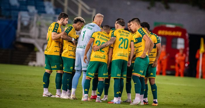 Jogadores do Cuiabá comemoram vitória por 2 a 1 sobre o União na Arena Pantanal pelo Campeonato Mato-Grossense 2026