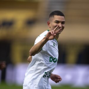 Marlon deixa o Cuiabá e acerta com o Remo. Lateral disputou 21 jogos em 2026 e não foi relacionado contra o Fortaleza.