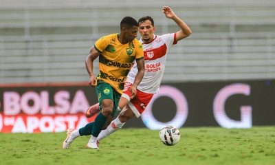 Cuiabá perde por 3 a 0 para o CRB pela Série B. Dourado permanece com 40 pontos e agora enfrenta a Ponte Preta na Arena Pantanal.