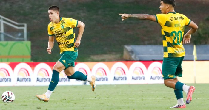 O Cuiabá enfrenta o Londrina pela Série B e busca reagir após derrota para o Avaí para manter vivo o sonho de chegar ao G-6.