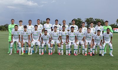 time do cuiaba pousando para foto oficial na copa do brasil sub-17