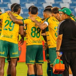 Cuiabá vence o CRB por 2 a 0 na Arena Pantanal, conquista a primeira vitória em casa e ganha fôlego na luta contra o Z-4 da Série B.