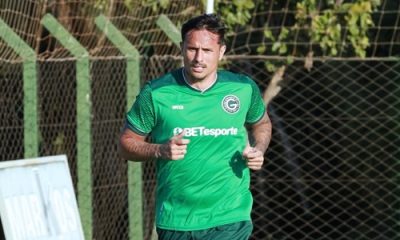 O atacante Edu é o novo reforço do Cuiabá para a Série B do Campeonato Brasileiro. Conheça os detalhes da contratação e os números do jogador!