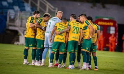 Jogadores do Cuiabá comemoram vitória por 2 a 1 sobre o União na Arena Pantanal pelo Campeonato Mato-Grossense 2026