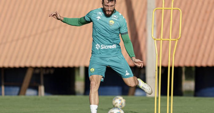 Cuiabá Final Mato-Grossense: lateral Sander nos Treinos em Busca do seu primeiro titulo com a camisa do Dourado.